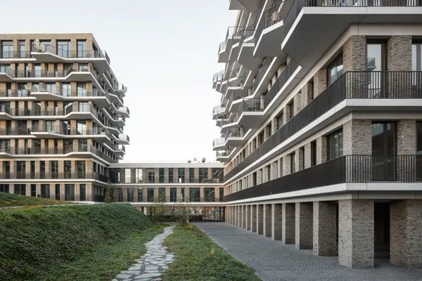 stoer-en-robuust-karakter-van-brick-r-triomfeert-in-een-architecturaal-pareltje