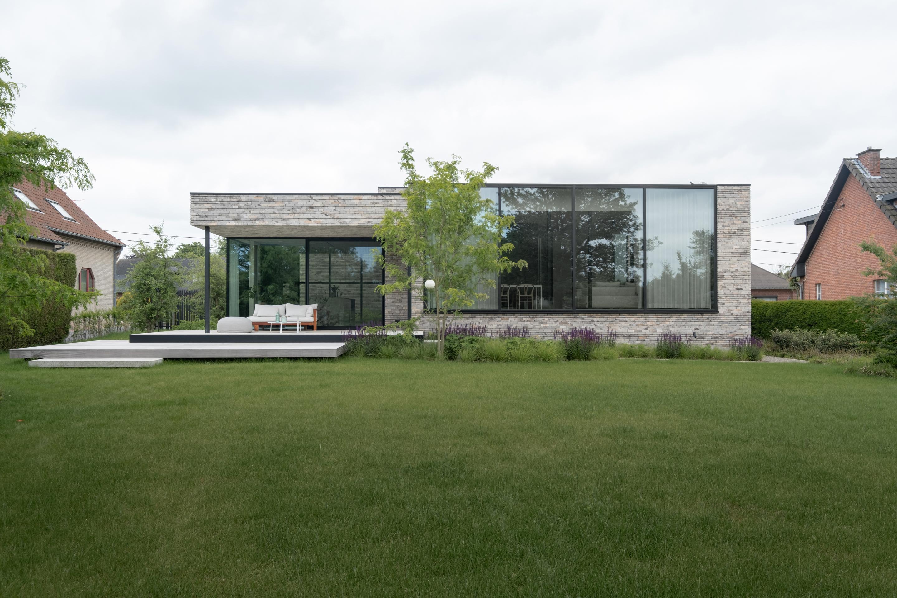 Totale make-over van ouderlijk huis tot moderne villa