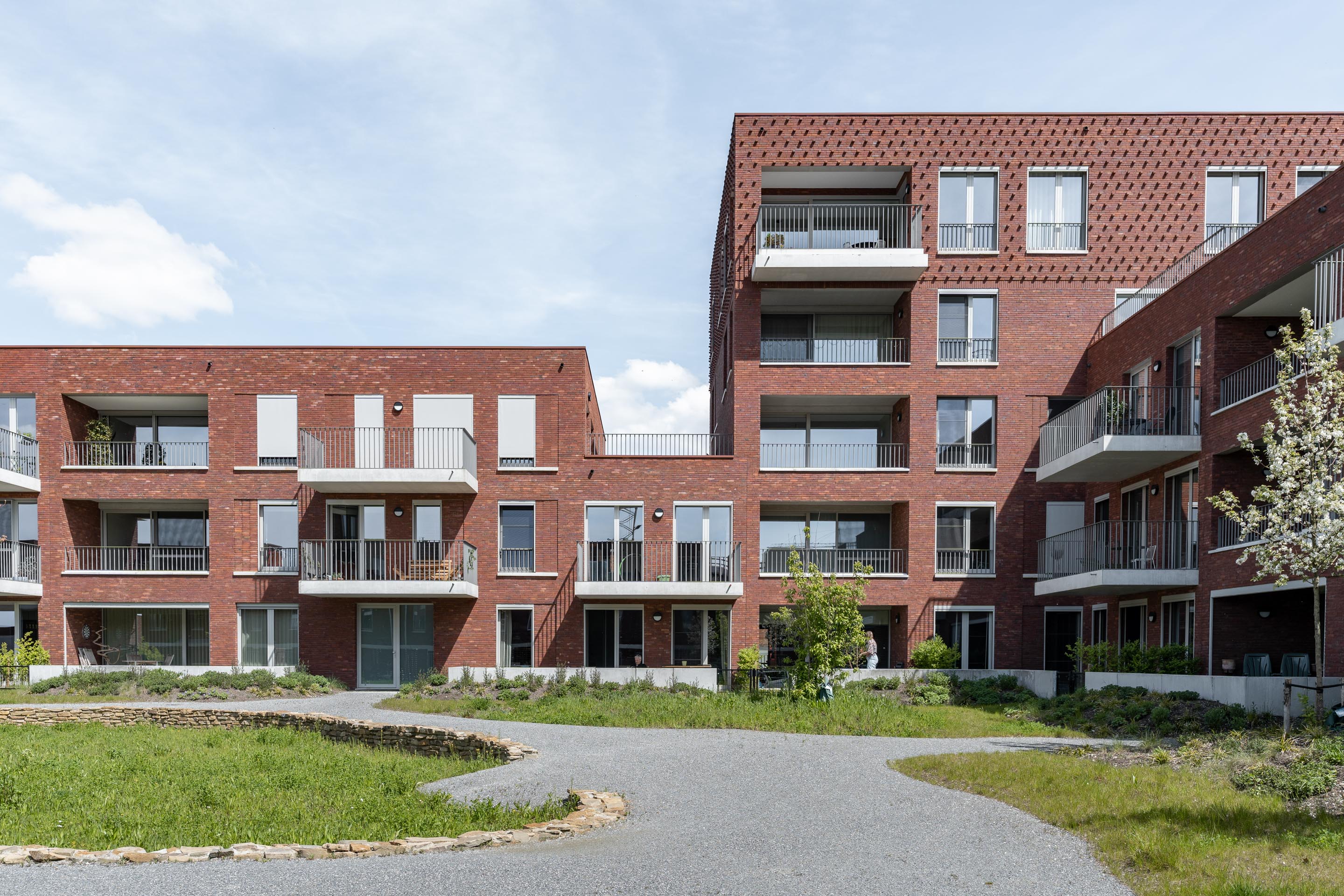 Woonhof Minerve combineert hoge densiteit met groen, privacy en sociale interactie