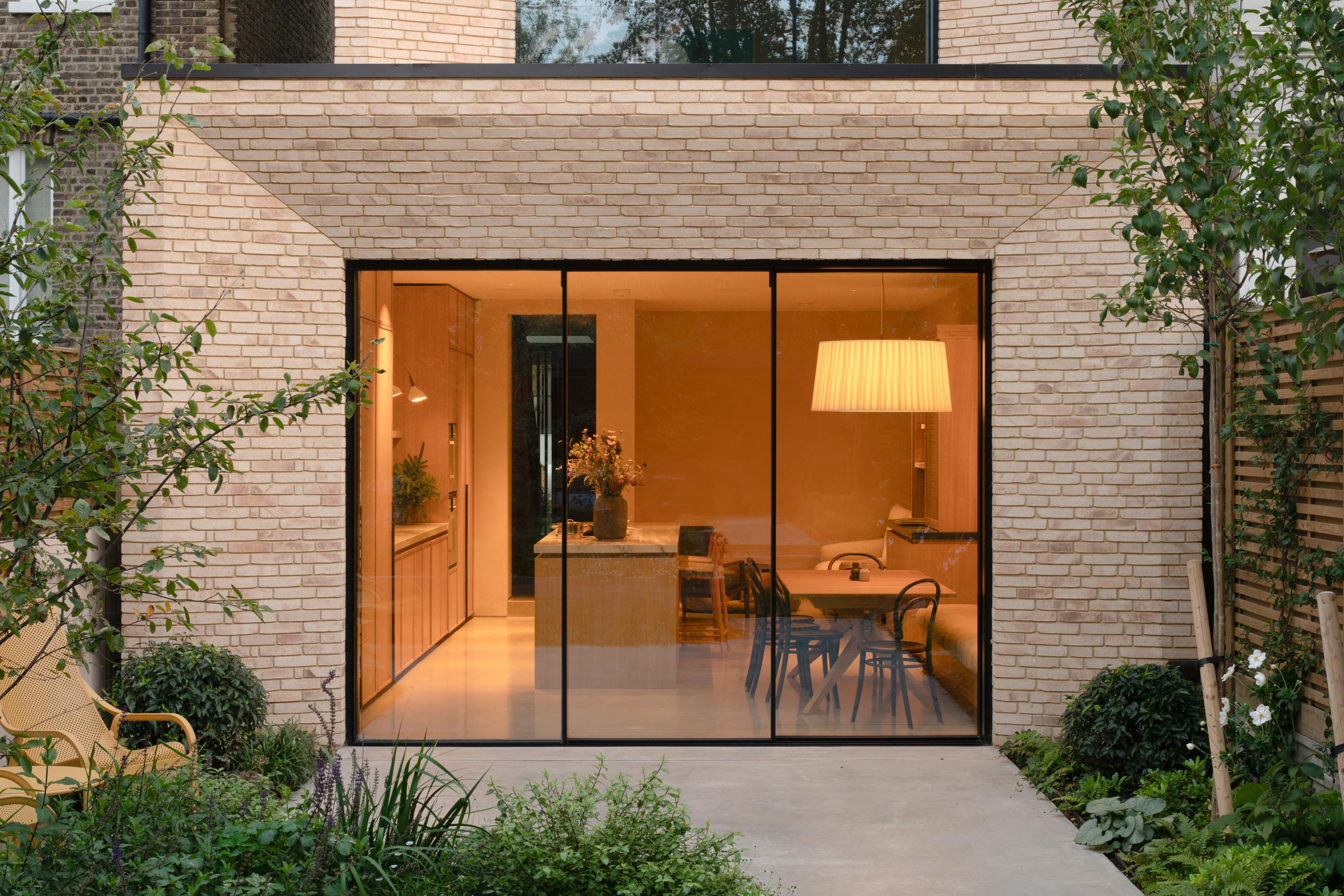 Frame House: een showcase voor de Vande Moortel NATURE7 Brick J